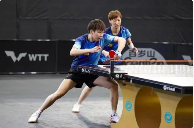 他用自己年 他用自己年